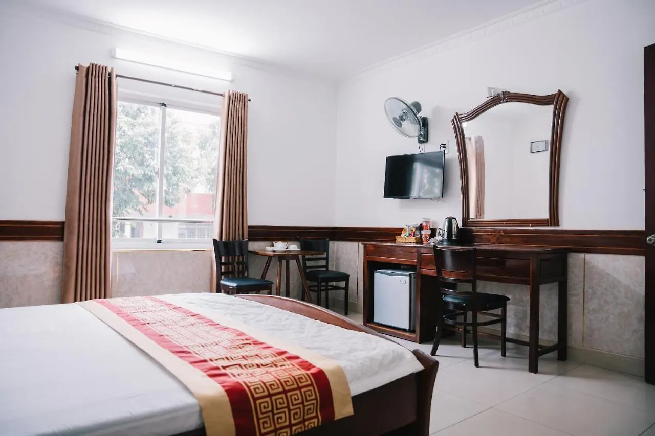 Hung Huong Hotel Ho Chi Minh City 2*,