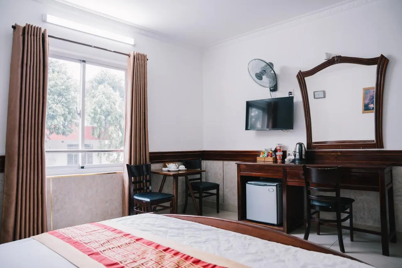 Hung Huong Hotel Ho Chi Minh City 2*,